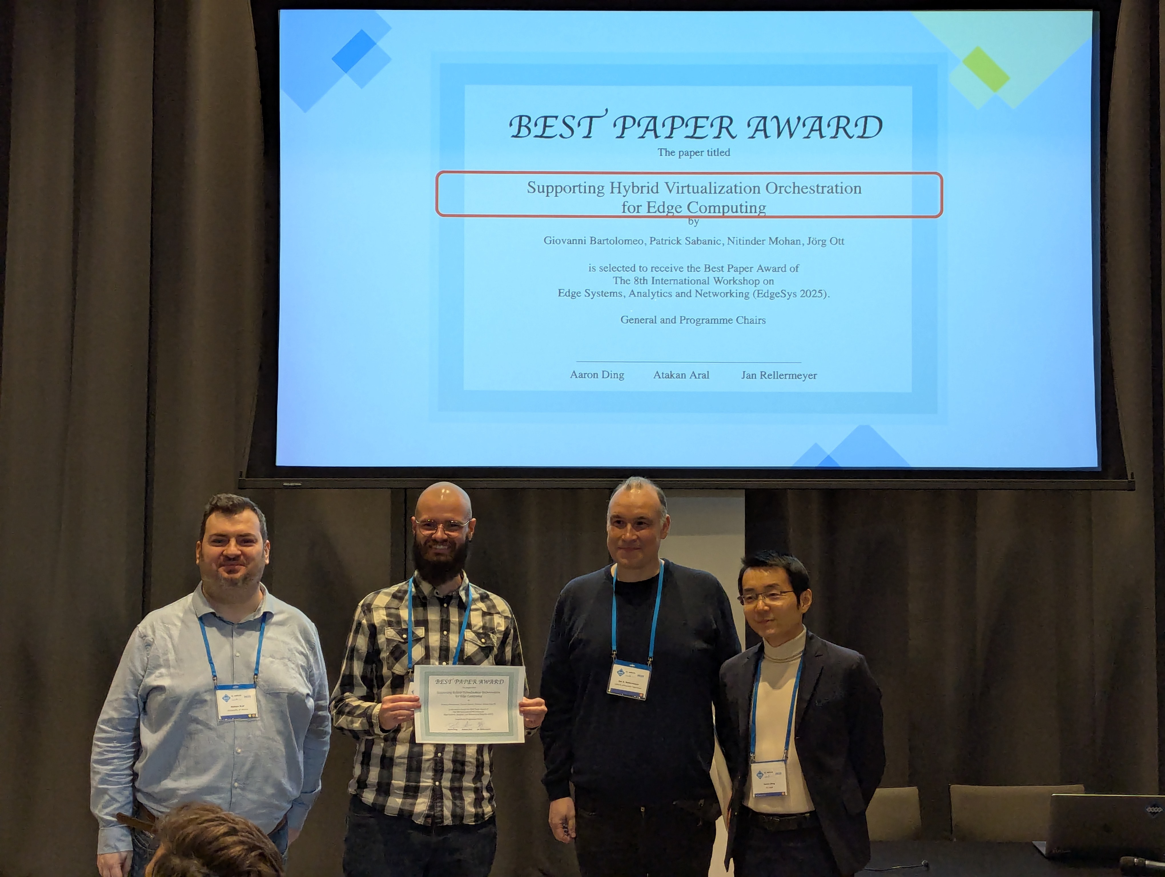 best-paper-announcement